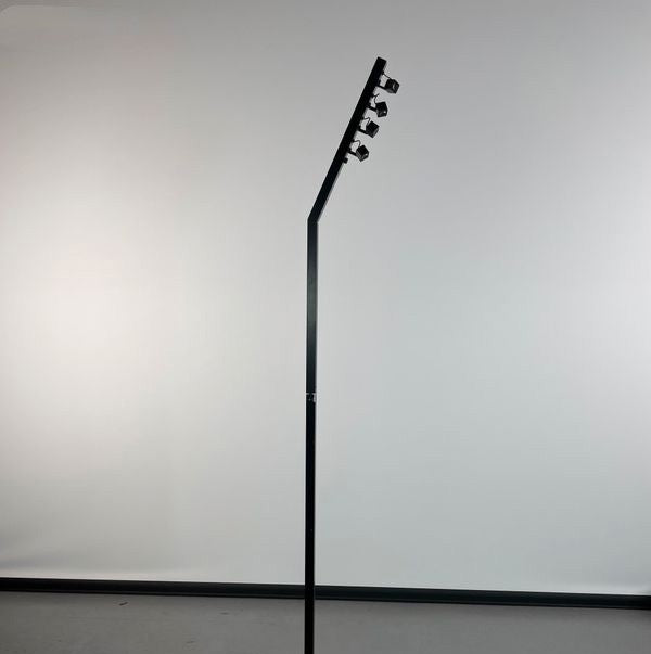 Lot 3 Mâts d'éclairage de buffet