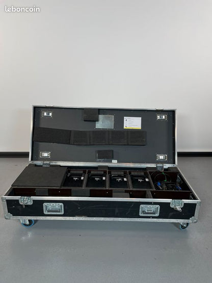 Lot 3 Mâts d'éclairage de buffet