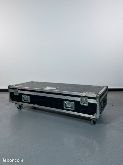 Lot 3 Mâts d'éclairage de buffet