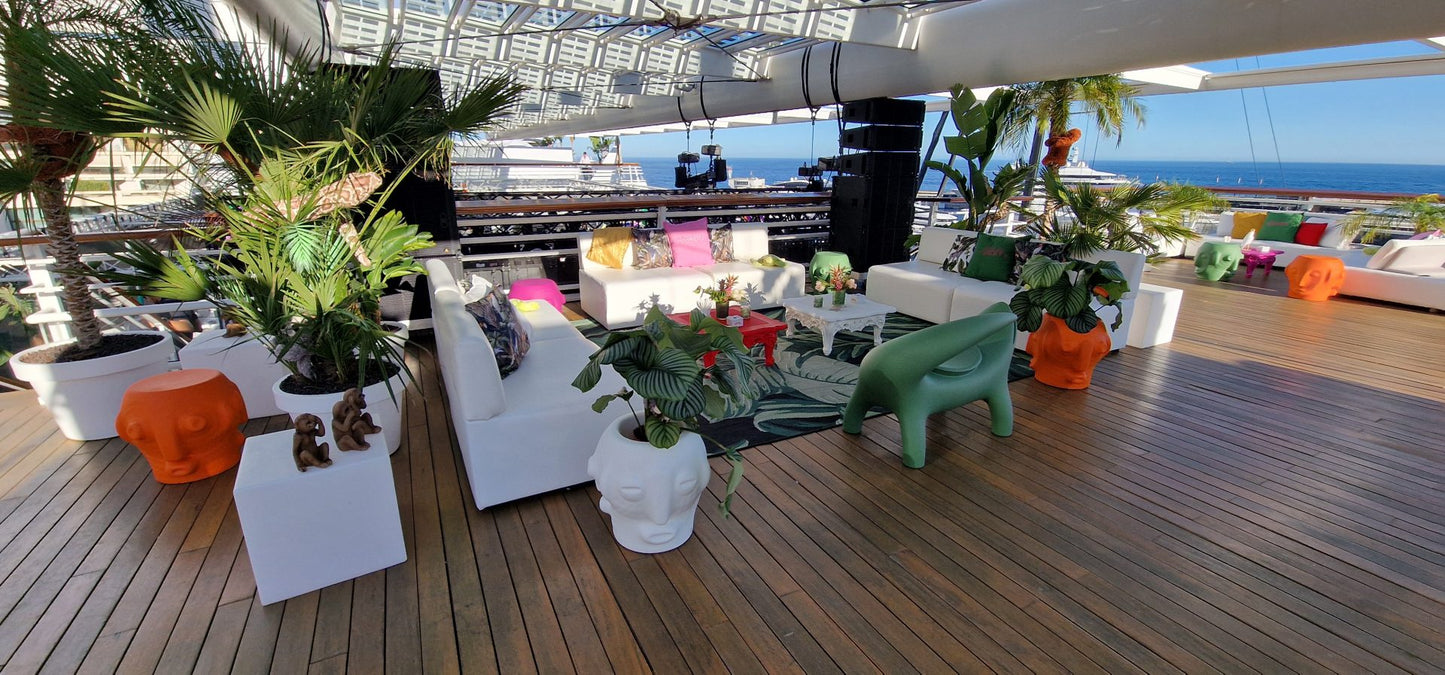 Pot THREEBÙ SLIDE LMQSA en situation au Monaco Yacht Show 2024